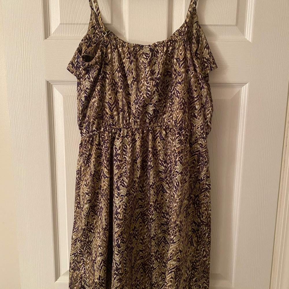 H&M - Ruffle Abstract Top Dress - Picture 2 of 5
